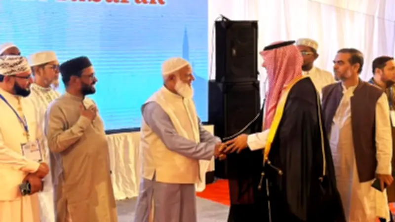 ঈদ উদযাপনে রাজনৈতিক ও সামাজিক প্রেক্ষাপট: শুভেচ্ছা বিনিময় থেকে হামলার নিন্দা