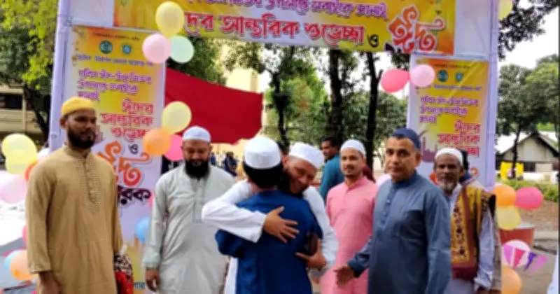 রংপুর কারাগারে বন্দিদের ঈদ উদযাপন: বিশেষ খাবার ও পরিবার দেখা