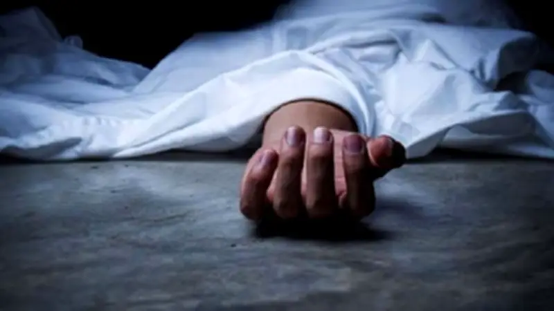 ঝগড়ার পর যুবককে ডেকে নিয়ে হত্যা, সাগরে দুই ঘণ্তা সাঁতরে বাবার মরদেহ তীরে আনলেন দুই ছেলে