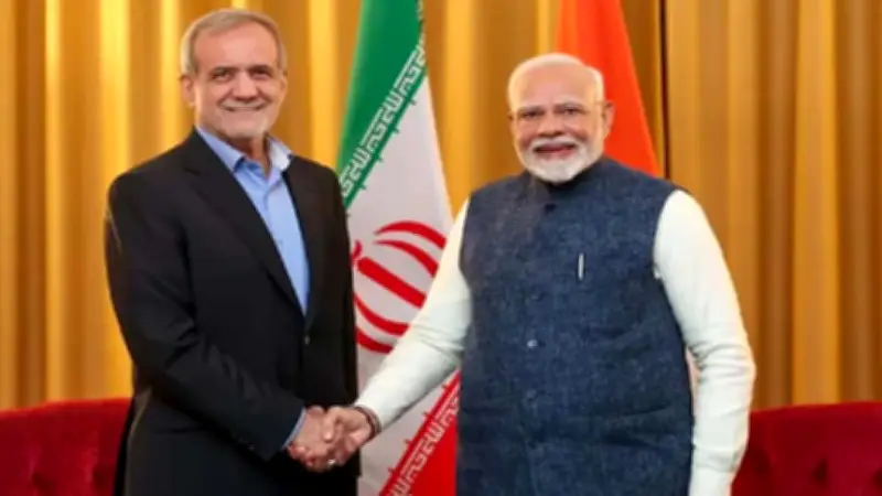 বৈশ্বিক জ্বালানি নিরাপত্তায় উদ্বেগ, মোদি-পেজেশকিয়ান আলাপ ও ইসরায়েলে হিজবুল্লাহর রেকর্ড