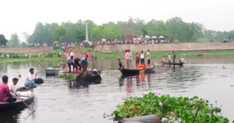 জামালপুরে ভাসমান সেতু উল্টে ৪ শিশুর মৃত্যু, ঈদের দিনে মর্মান্তিক দুর্ঘটনা