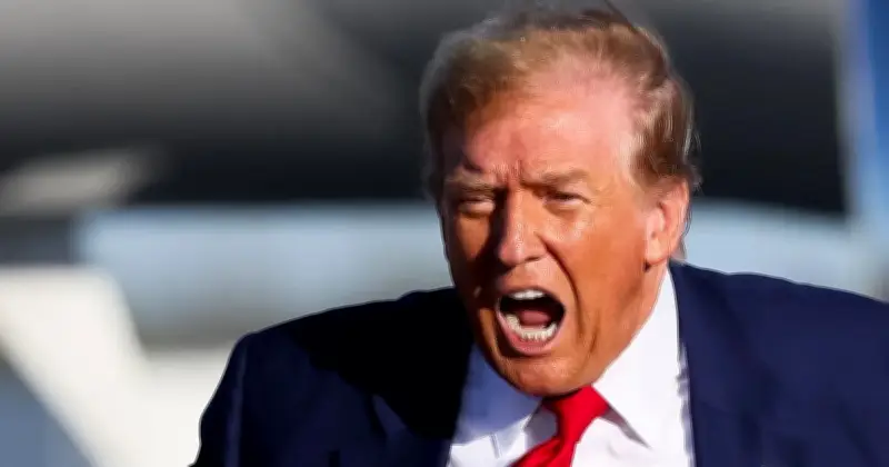 হরমুজ প্রণালী খোলার ৪৮ ঘণ্টার আল্টিমেটাম, ইরান-মার্কিন যুদ্ধের মুখোমুখি বিশ্ব