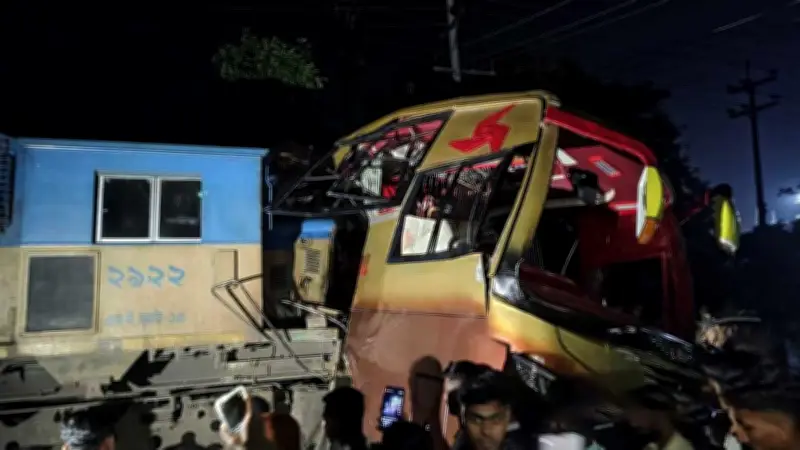 ঈদের দিনে সংঘর্ষ ও দুর্ঘটনায় নিহত ১৪, প্রধানমন্ত্রীর শুভেচ্ছা ও ইরানের দাবি