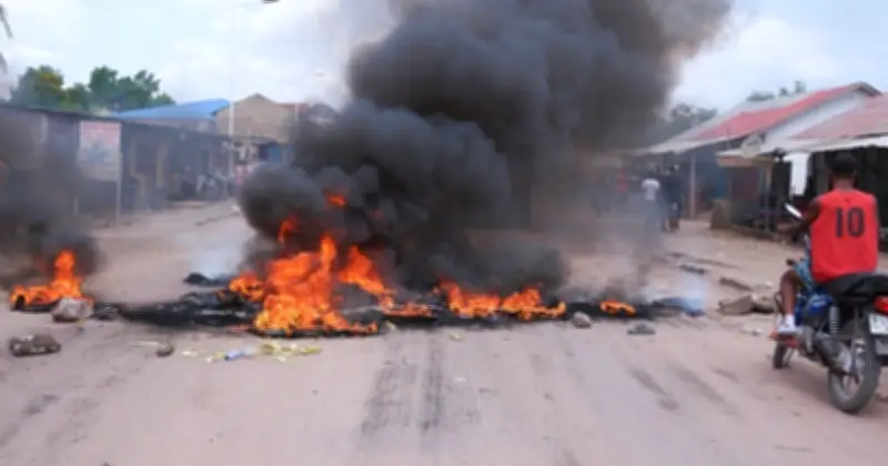 কঙ্গোতে এডিএফ বিদ্রোহীদের হামলায় ৫০ জন নিহত, মানবিক সংকটের আশঙ্কা