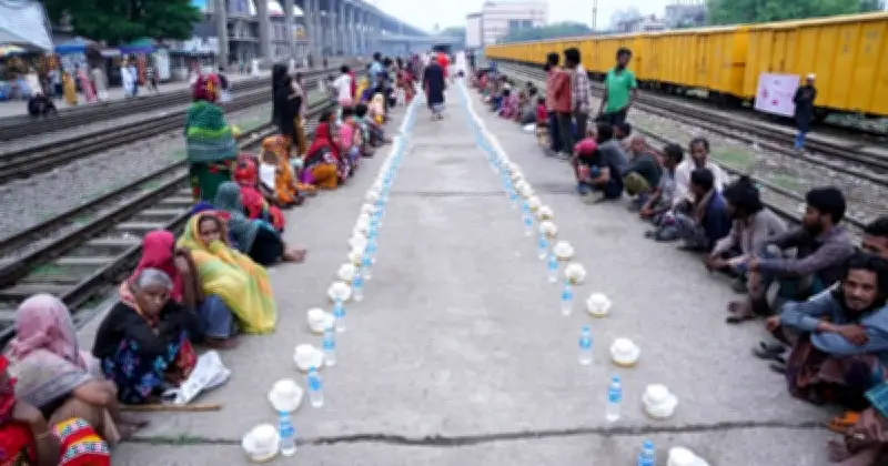ঈদে সুবিধাবঞ্চিতদের পাশে মজার ইশকুল, ১,০০০ মানুষের জন্য খাবারের আয়োজন