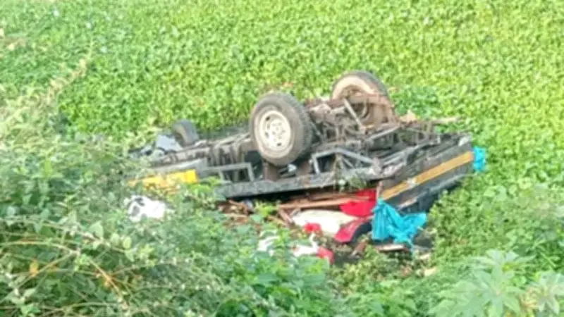 হবিগঞ্জে বাস-পিকআপ সংঘর্ষে নারীসহ নিহত ৪, দেশজুড়ে ঝড়-শিলাবৃষ্টির পূর্বাভাস