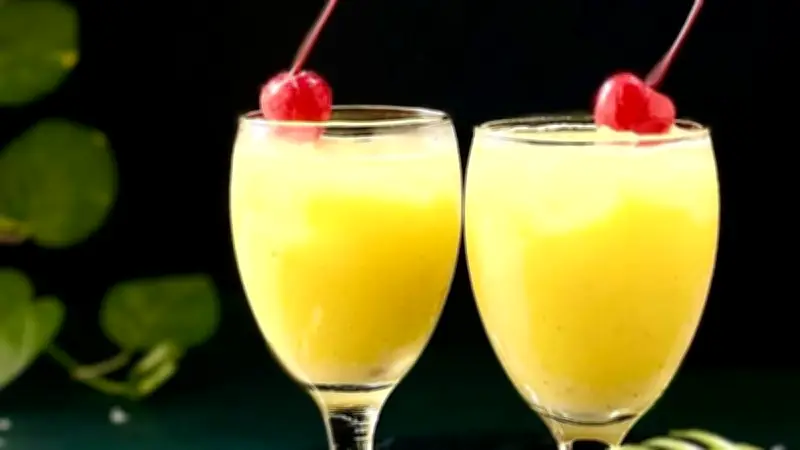 ঈদের ভোজের পর স্বস্তি দেবে ডাব-আনারসের পিনইয়া কোলাডা: মেক্সিকান পানীয়ে টুইস্ট