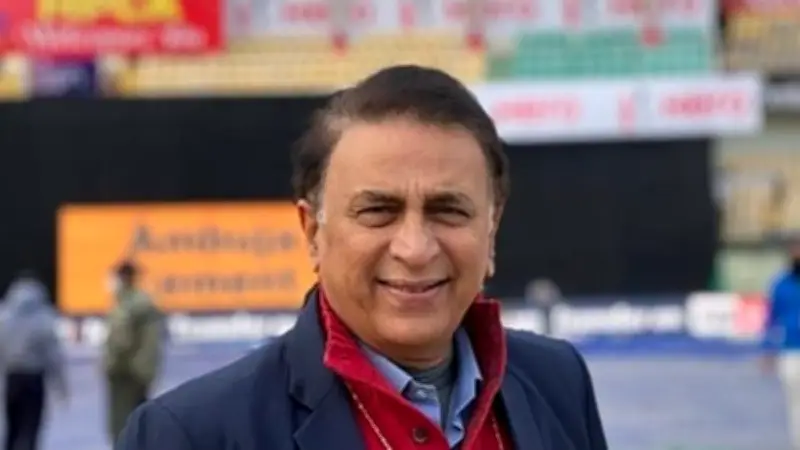 সুনীল গাভাস্কারের জবাব: দ্বিমুখী নীতির অভিযোগ মানছেন না কিংবদন্তি