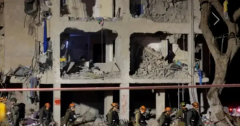 ইরানের ক্ষেপণাস্ত্রে ইসরাইলের আরাদে আঘাত, ব্যাপক ক্ষয়ক্ষতি ও আহত ৮৮