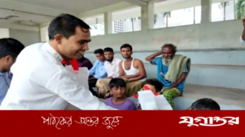 ছাত্রদল নেতা জাফরের উদ্যোগে পথশিশু ও ছিন্নমূলদের মাঝে ঈদ উপহার বিতরণ