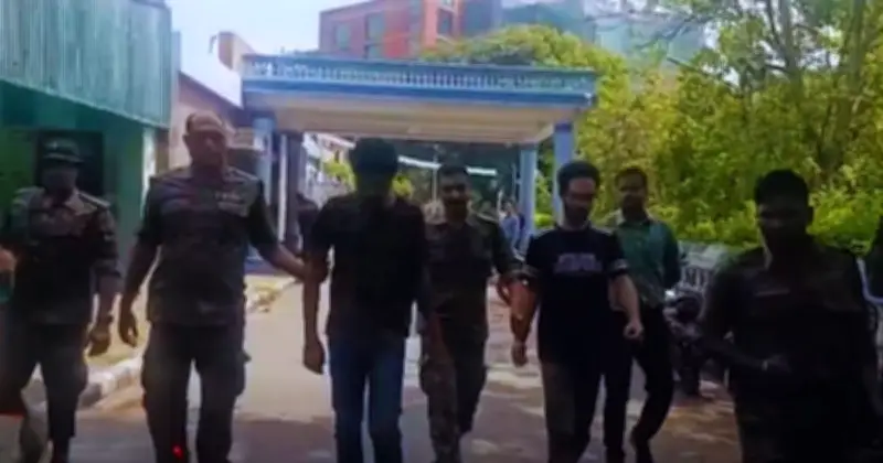 হাদি হত্যার অভিযুক্ত ফয়সাল-আলমগীর আদালতে, ফয়সাল অস্বীকার করলেন