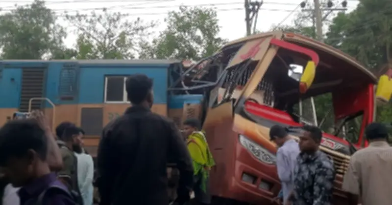 কুমিল্লার রেল দুর্ঘটনায় নিহত ১২ জনের নাম-পরিচয় প্রকাশ, তদন্ত কমিটি গঠন