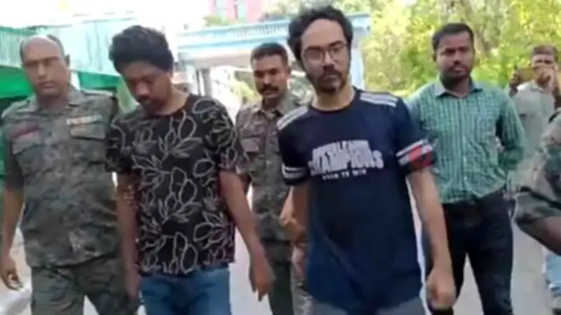 হাদি হত্যা প্রসঙ্গে অভিযুক্ত ফয়সালের অস্বীকার, স্বাধীনতা দিবসে প্রধানমন্ত্রীর শ্রদ্ধা নিবেদন