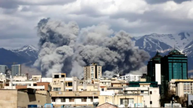 ওমানের নাগরিক ফেরত, মাদ্রাসা মাঠ দখল অভিযোগ, হেলিকপ্টার বিধ্বস্তে নিহত ৬, বিএনপির কর্মসূচি