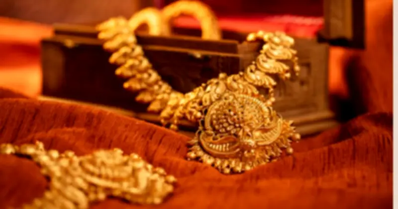 বিশ্ববাজারে স্বর্ণের দামে বড় পতন, বাংলাদেশেও প্রভাব পড়ার শঙ্কা