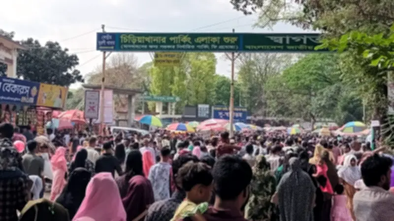ঈদের দ্বিতীয় দিনে ঢাকার বিনোদনকেন্দ্রে লোকারণ্য, চিড়িয়াখানায় ১ লাখ ৯০ হাজার দর্শনার্থী