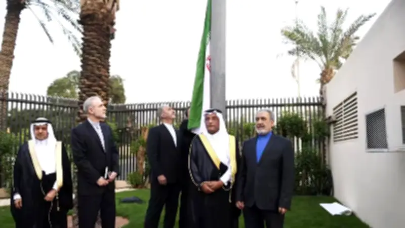 বহুমুখী সংকট: ইরানি কর্মী বহিষ্কার, মুক্তিযোদ্ধার প্রয়াণ, মার্কিন প্রস্তাব ও সেতু দুর্ঘটনা