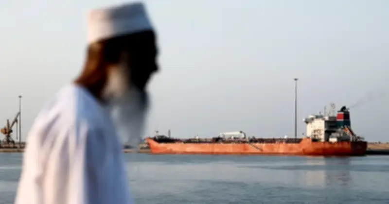 হরমুজ প্রণালি বন্ধ: মধ্যপ্রাচ্যের খাদ্য নিরাপত্তায় মারাত্মক হুমকি