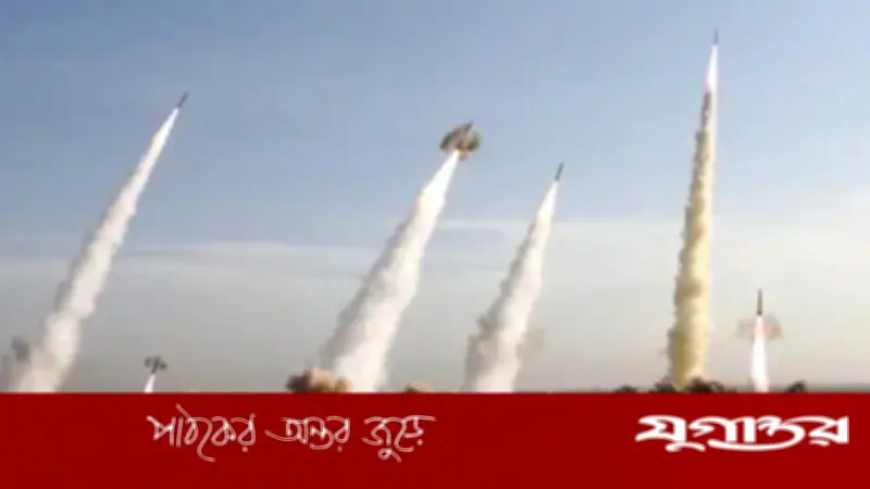 হিজবুল্লাহর একদিনে ৬৩ হামলা: ইসরাইলি স্থল অভিযানে উত্তপ্ত লেবানন সীমান্ত