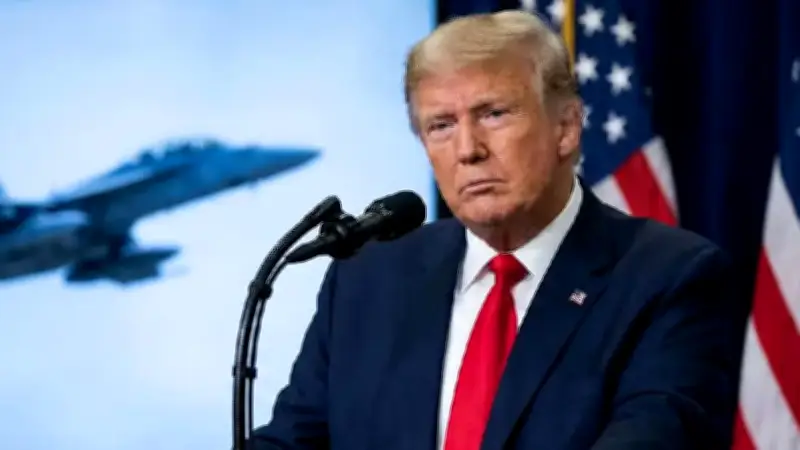 বিশ্ববাজারে স্বর্ণের দামে বিশাল পতন, ইরানে বিস্ফোরণ ও বাংলাদেশে সংঘর্ষের খবর