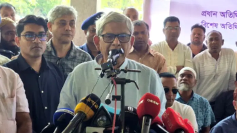 মির্জা ফখরুলের সতর্কবার্তা: তেল-পণ্যমূল্য বৃদ্ধি ও দেশ-বিদেশের সংকটময় পরিস্থিতি