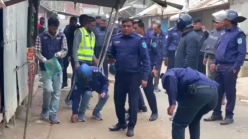 শরীয়তপুরে সংঘর্ষে শতাধিক ককটেল বিস্ফোরণ, আহত ১৫; মির্জা আব্বাসের স্বাস্থ্য উন্নতি