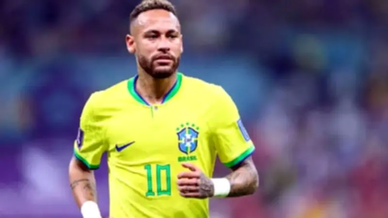 বিএনপির নেতাকর্মীদের উপর 'রাডার ফিট', অভিবাসী ভিসা স্থগিত ও জালানী তেল সংকটের তীব্রতা