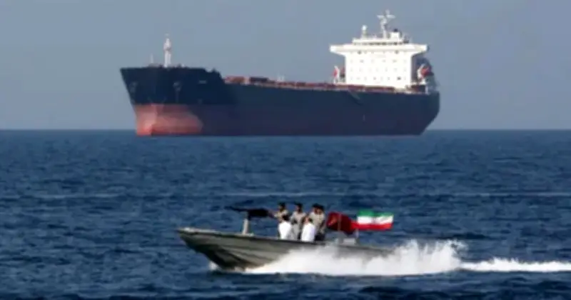 ট্রাম্পের ইরান হামলা স্থগিত নির্দেশে বিশ্ববাজারে তেলের দামে বড় পতন