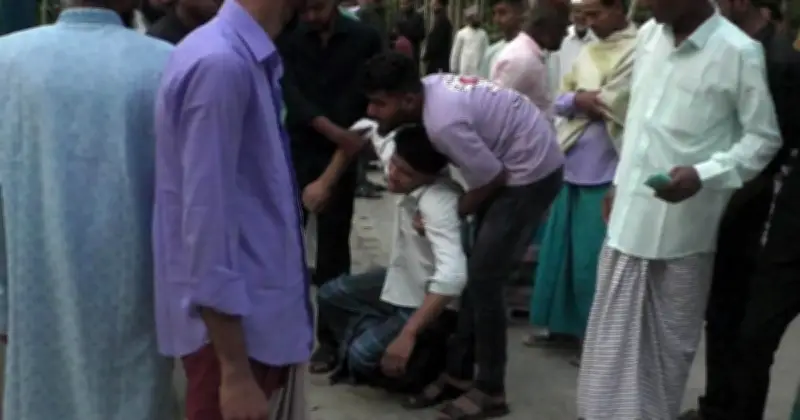 ঈদের রাতে ট্রেন-বাস সংঘর্ষে নিহত ব্যবসায়ী রায়হান, শোকাচ্ছন্ন পরিবার