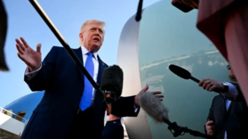 ট্রাম্পের ইরান নীতি ও অর্থনৈতিক চাপ: মধ্যপ্রাচ্যে সংঘাত বন্ধের আহ্বান