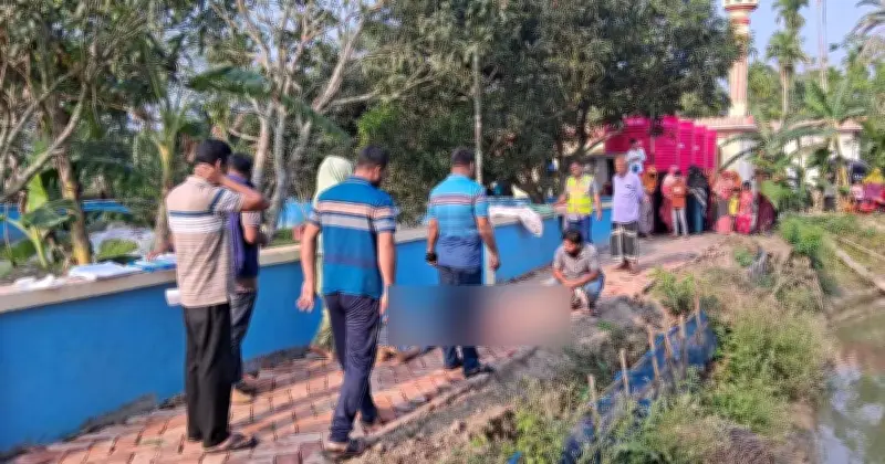 বাগেরহাটের শরণখোলায় কিশোরী রিয়া মনির গলাকাটা মরদেহ উদ্ধার, মাদক সংযোগের অভিযোগ