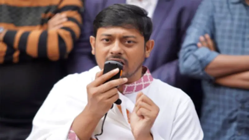 তেল সংকটে উত্তাল দেশ: নাটোরে দুর্ঘটনায় ৩ মৃত্যু, বিএনপি থেকে পদত্যাগ