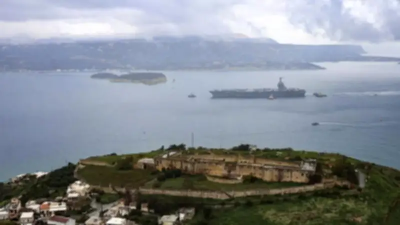 গ্রিসের ক্রিটে ফিরল বিশ্বের বৃহত্তম মার্কিন রণতরি ফোর্ড, যুদ্ধক্ষেত্র থেকে সরে যাওয়ায় উদ্বেগ