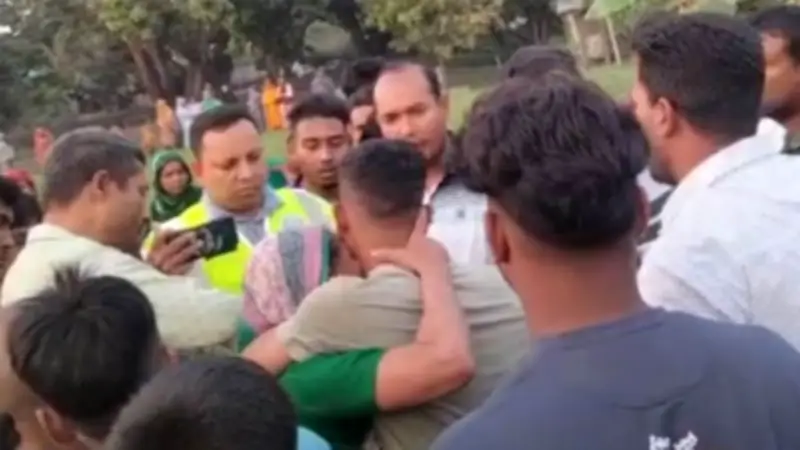 কাশ্মীরে ইরানি সহায়তায় স্বর্ণ-অর্থ-পশু বিতরণ, যমুনা সেতুতে টোল আদায় ১৮ কোটি টাকা