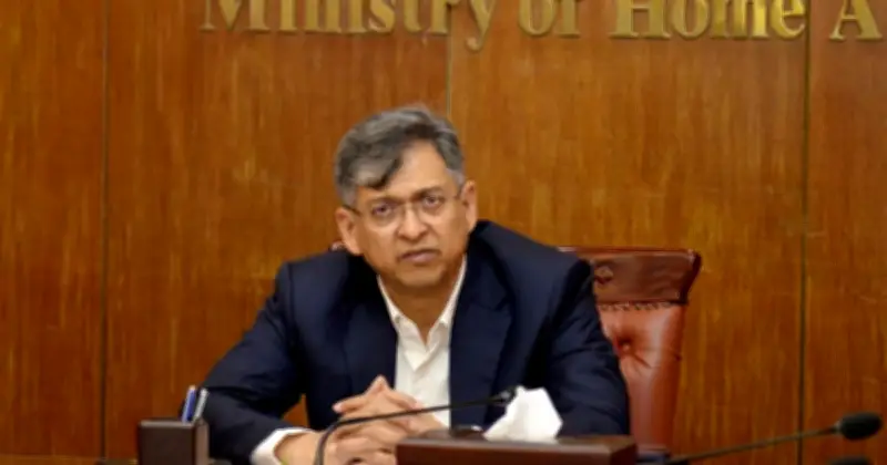 গৃহমন্ত্রী সালাহউদ্দিন আহমেদের ঘোষণা: জুলাই গণঅভ্যুত্থানের চেতনা মোতাবেক পদক্ষেপ নেবে সরকার