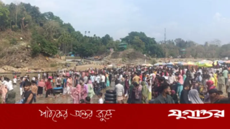 ঈদের ছুটিতে গোয়াইনঘাটের পর্যটন কেন্দ্রে লাখো পর্যটকের উপচে পড়া ভিড়