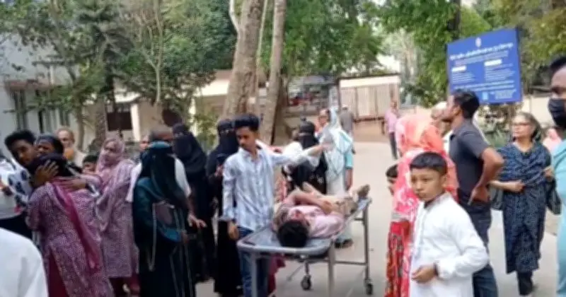 মুন্সীগঞ্জে বাস-মোটরসাইকেল সংঘর্ষে এক তরুণ নিহত, দুইজন গুরুতর আহত