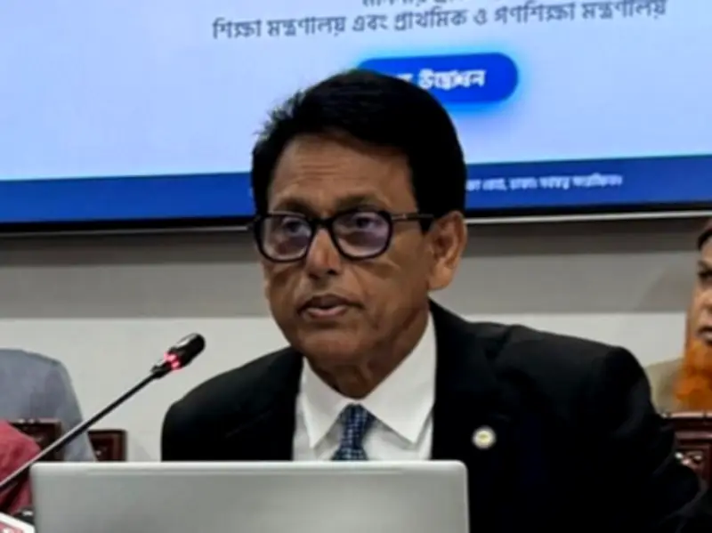 শিক্ষামন্ত্রীর ঘোষণা: ১৮০ দিনে উপজেলায় বিনামূল্যে স্কুল ড্রেস ও কেডস বিতরণ