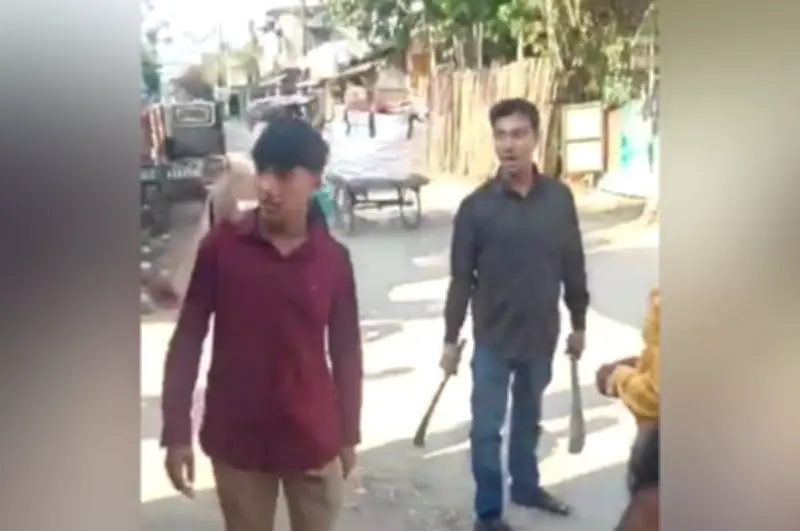 কক্সবাজারের চকরিয়ায় দোকানির ওপর দা নিয়ে হামলা, হামলাকারী আটক