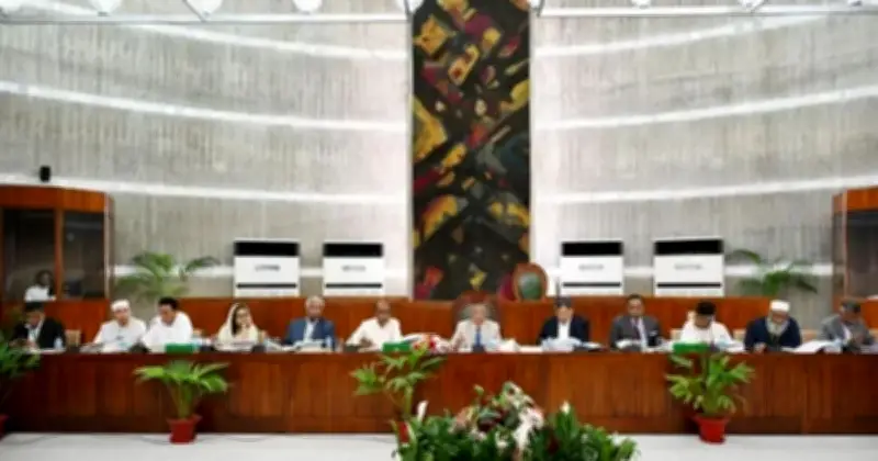 ১০ এপ্রিলের মধ্যে ১৩৩ অধ্যাদেশের সিদ্ধান্ত নিতে হবে সংসদকে