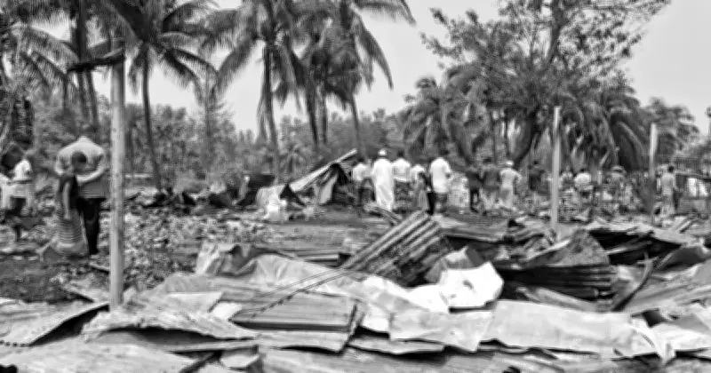 নোয়াখালীর সুবর্ণচরে ভয়াবহ অগ্নিকাণ্ড: ২৪ দোকান পুড়ে কোটি টাকার ক্ষতি