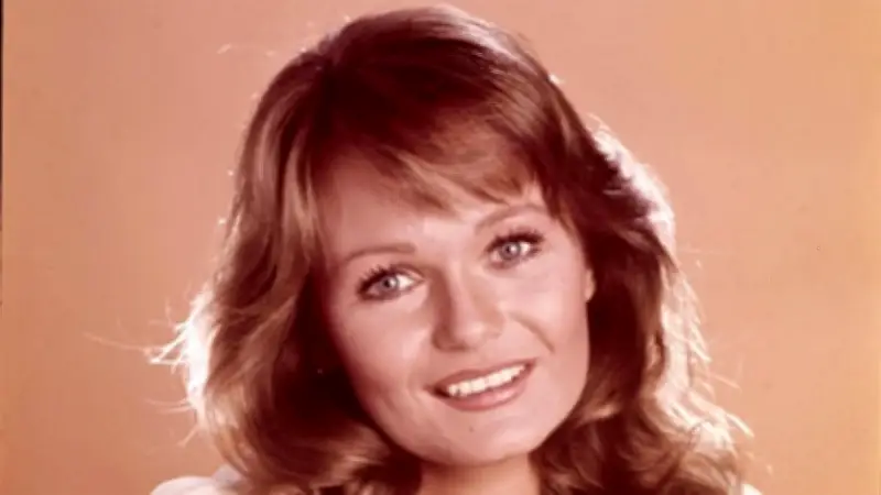 অস্কার মনোনীত অভিনেত্রী ভ্যালেরি পেরিনের মৃত্যু, শিশু স্বাস্থ্য-শিক্ষায় জোর ও রাষ্ট্রপতির নিয়োগ