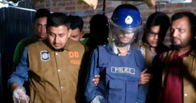 নাটোরে পিতাকে কুপিয়ে হত্যার অভিযোগে ছেলে গ্রেপ্তার, হত্যাকাণ্ডের অস্ত্রও উদ্ধার