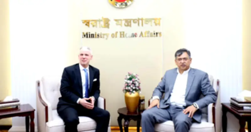 স্বরাষ্ট্রমন্ত্রীর সঙ্গে সুইজারল্যান্ডের রাষ্ট্রদূতের বৈঠক: আইনশৃঙ্খলা ও অর্থনৈতিক সংস্কারে আলোচনা