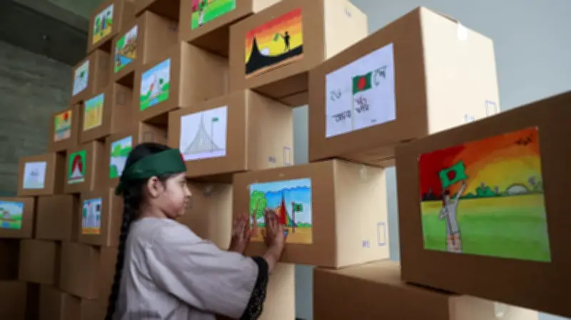 শিশু-কিশোরদের হাতে নির্মিত ‘মুক্তিযুদ্ধের দেয়াল’, স্মরণে গণহত্যা দিবস