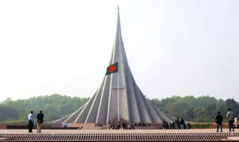 বাংলাদেশে অনলাইন শিক্ষার অগ্রগতি: নতুন সম্ভাবনা ও চ্যালেঞ্জ