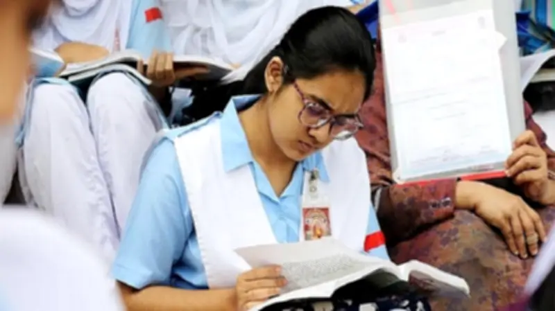 ২০২৬ সালের এসএসসি পরীক্ষায় প্রতিটি কেন্দ্রে সিসিটিভি ক্যামেরা স্থাপনের নির্দেশ