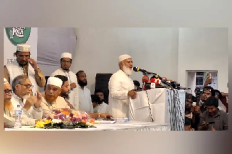 জামায়াত আমিরের ব্যাখ্যা: কূটনীতিক জড়িয়ে ধরাকে সুন্নত বললেন, স্বাধীনতা বক্তব্য নিয়েও কথা