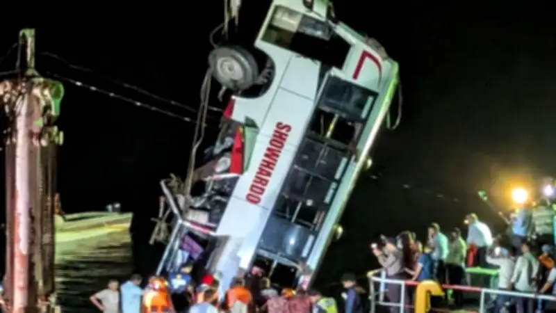 সড়ক দুর্ঘটনায় নিহতের সংখ্যা বাড়ছে: নতুন নিরাপত্তা নীতির দাবি