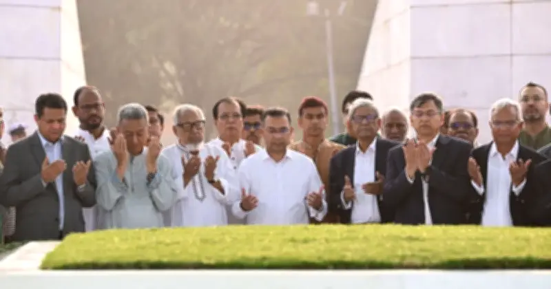 স্বাধীনতা দিবসে শহীদ জিয়া ও খালেদা জিয়ার সমাধিতে প্রধানমন্ত্রী তারেক রহমানের শ্রদ্ধা